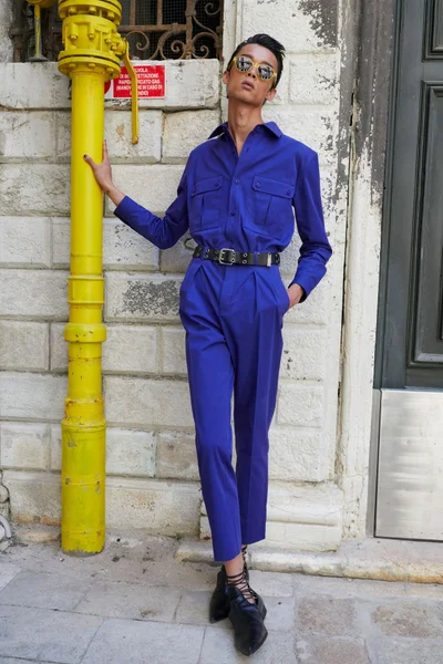 Look 26